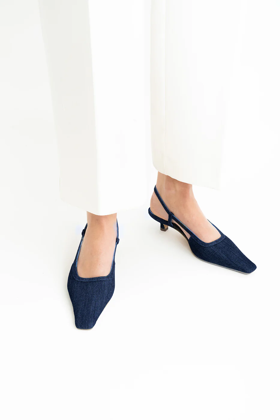 Elena 35 slingback stiletter, denim - Image 3