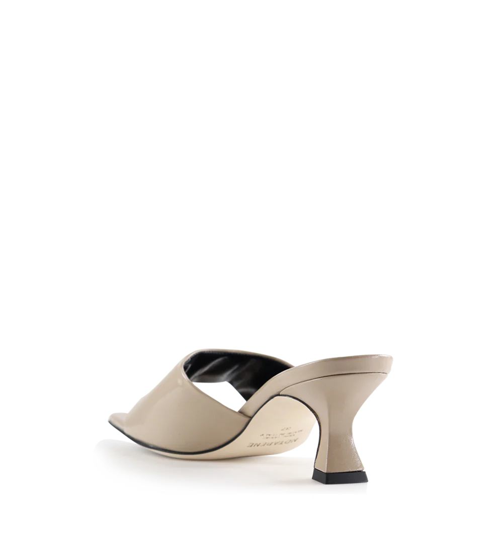 Lotus sandaler, nude lak - Image 4